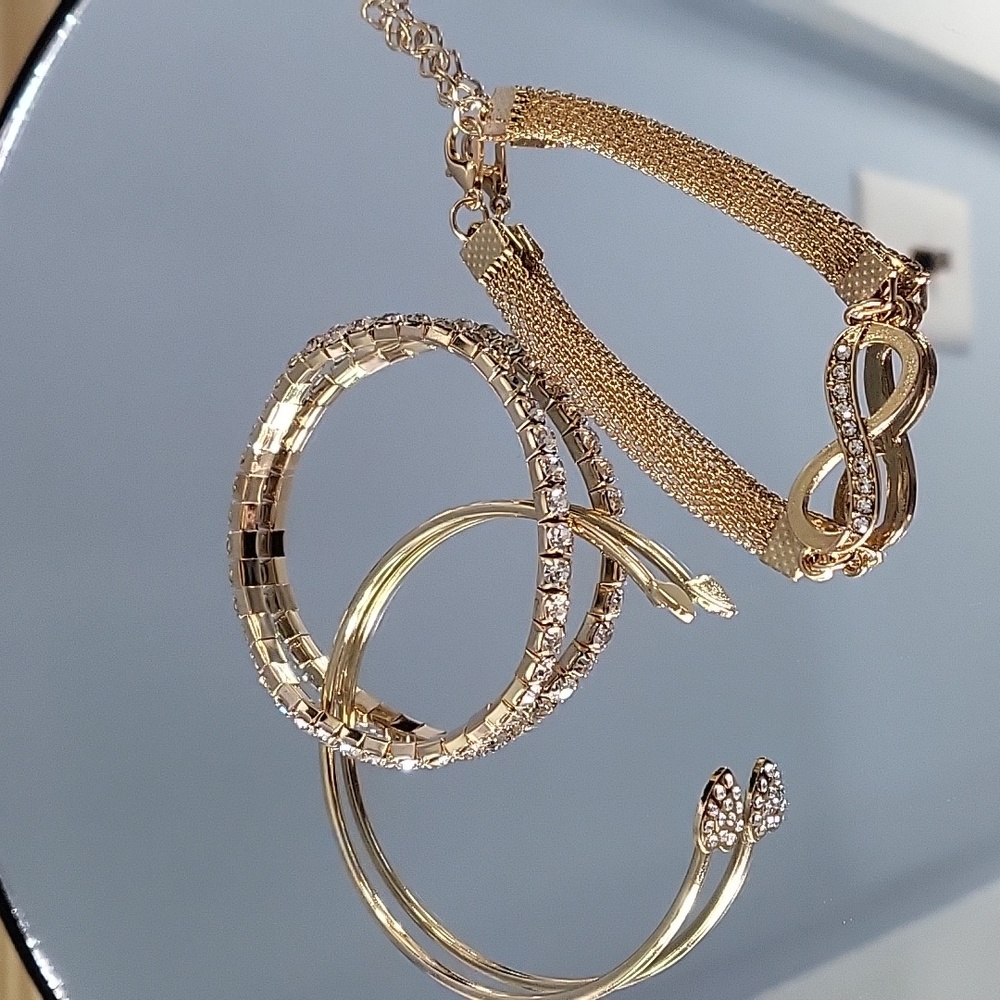 Elegant Gold Tone Bracelet Set
